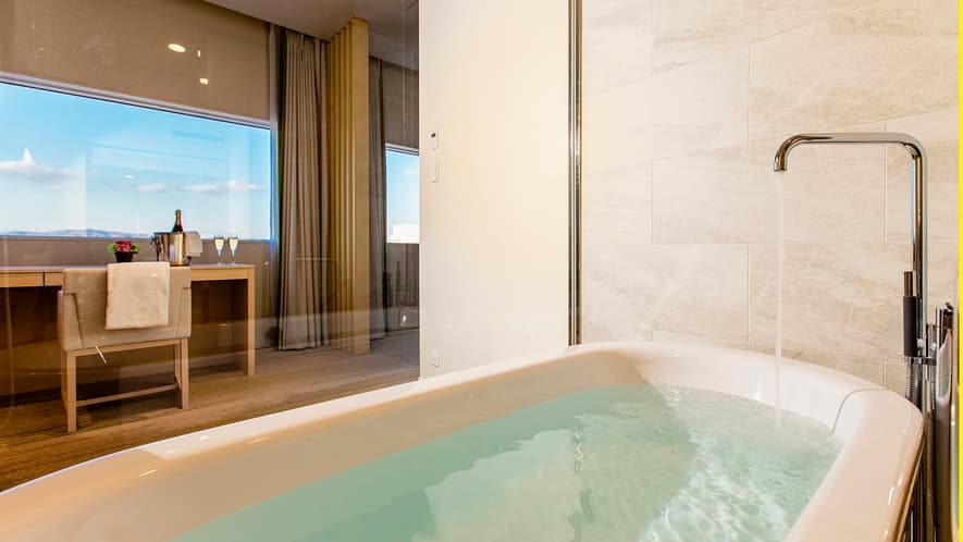 Nikko Suite