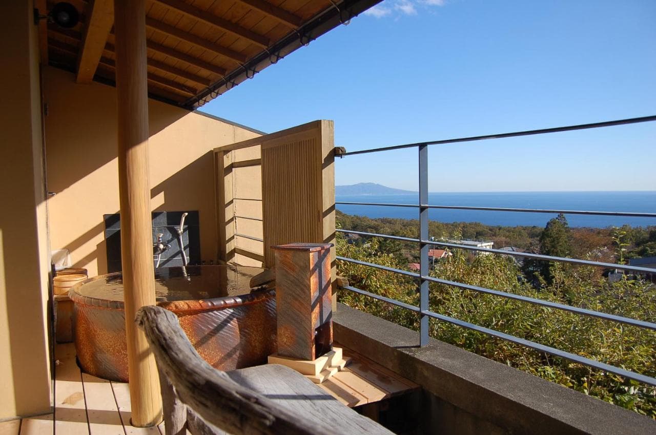 Bedroom - Balcony