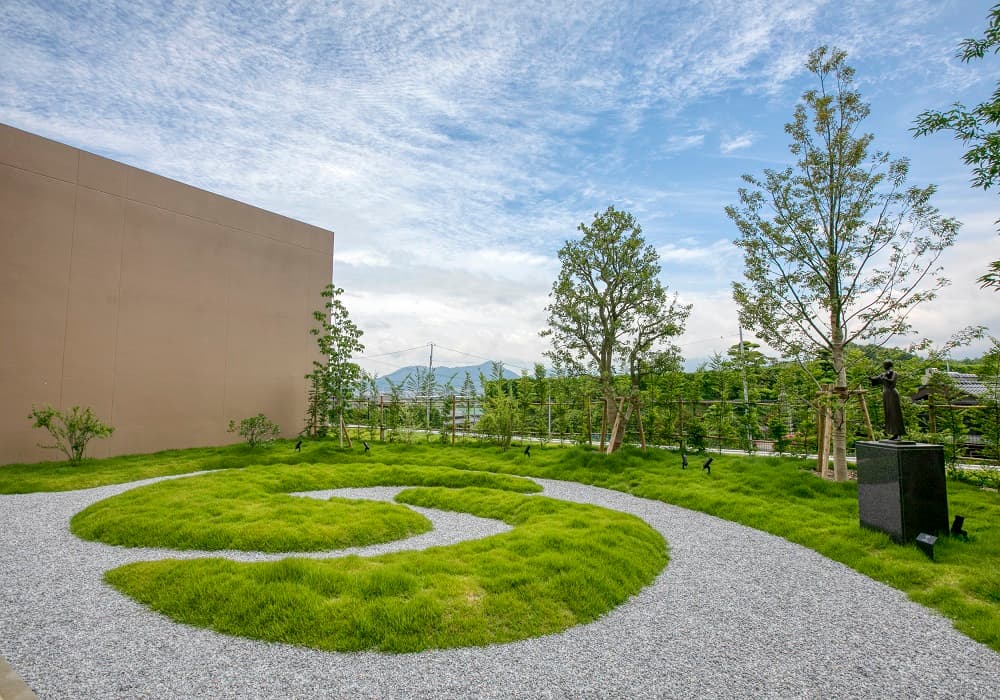 Glocal garden