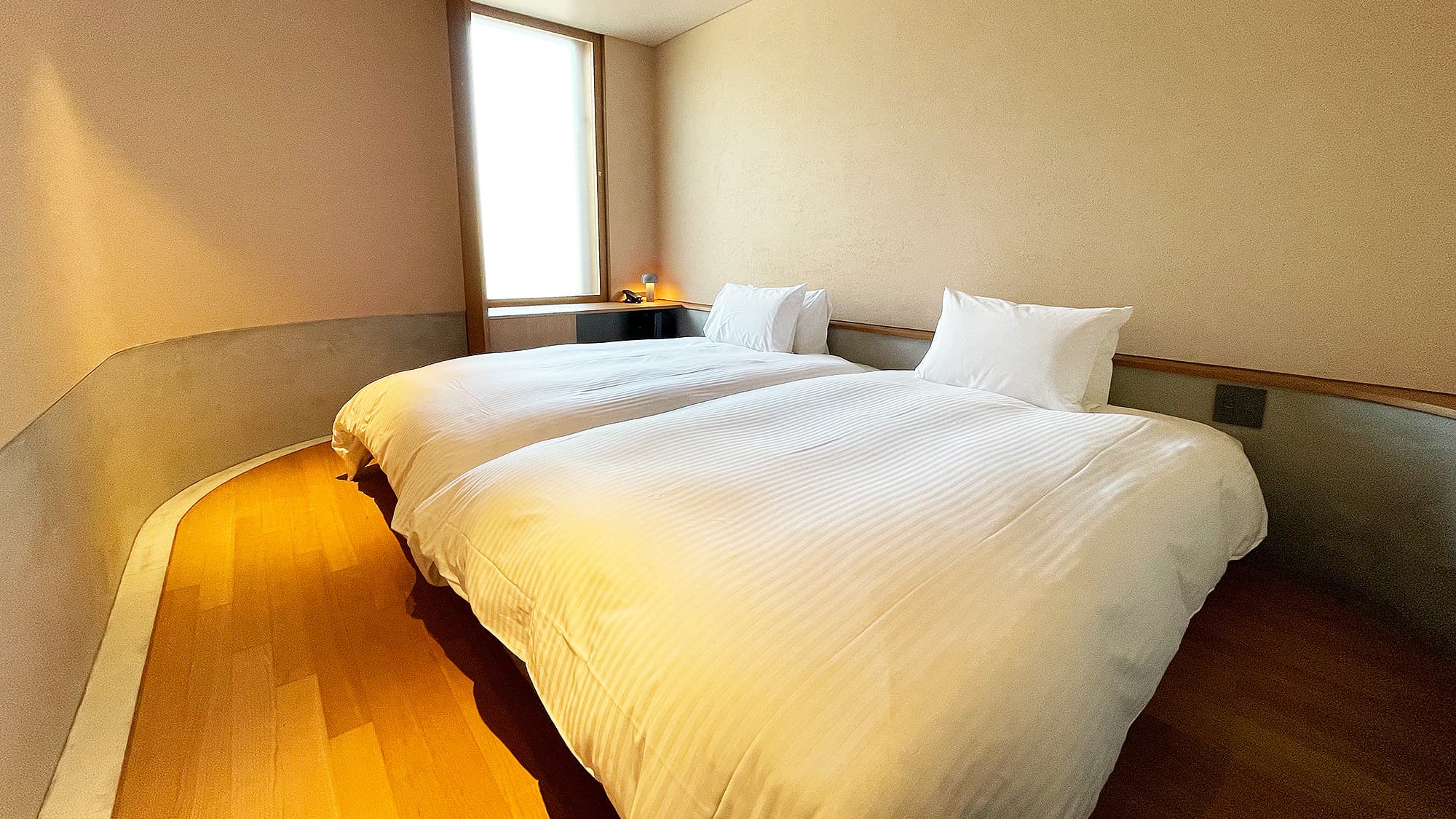 [Semi-double size bed x 2] Twin - This room type is ideal for couples or married couples.
