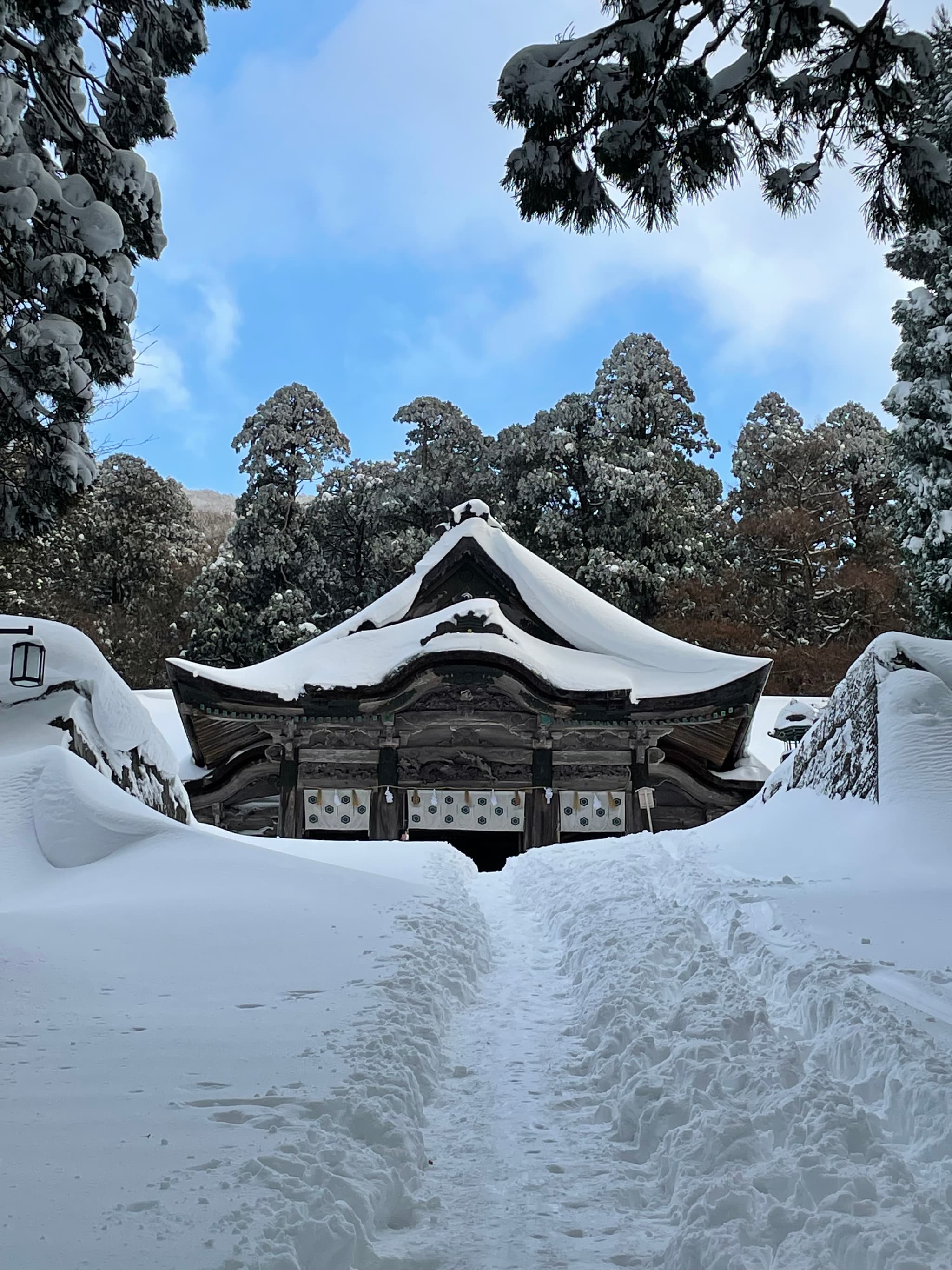 Oyama Temple in winter