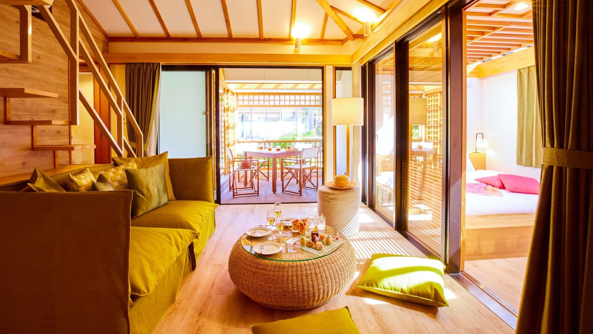[Example of a guest room] A playful room with modern and casual furniture.
