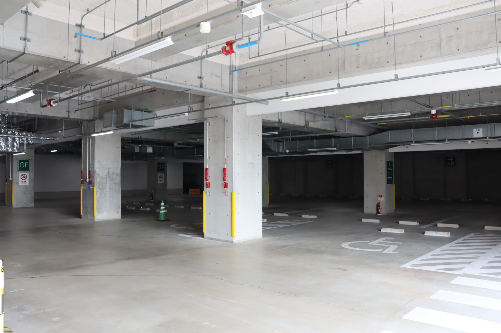 1F parking lot