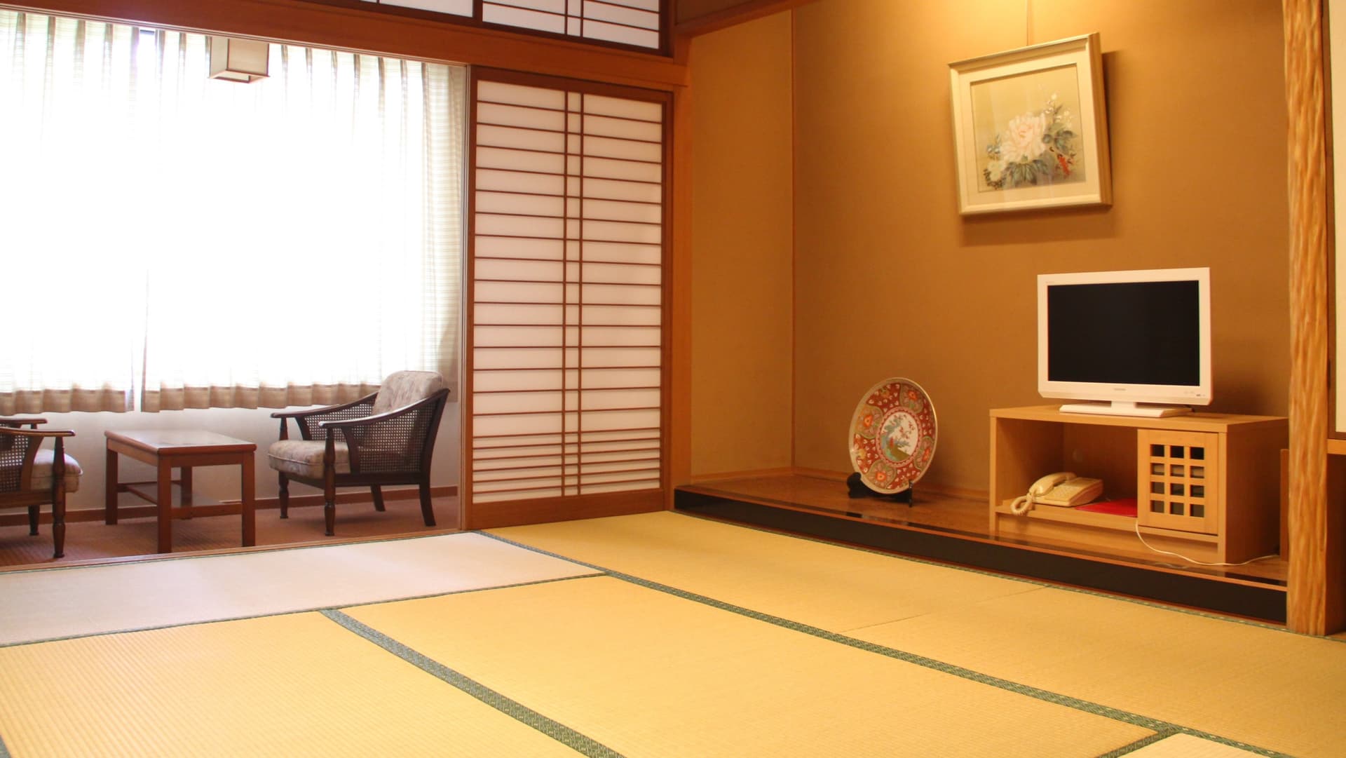[Pure Japanese-style room, 8 tatami mats/non-smoking (example)] with bathroom and toilet