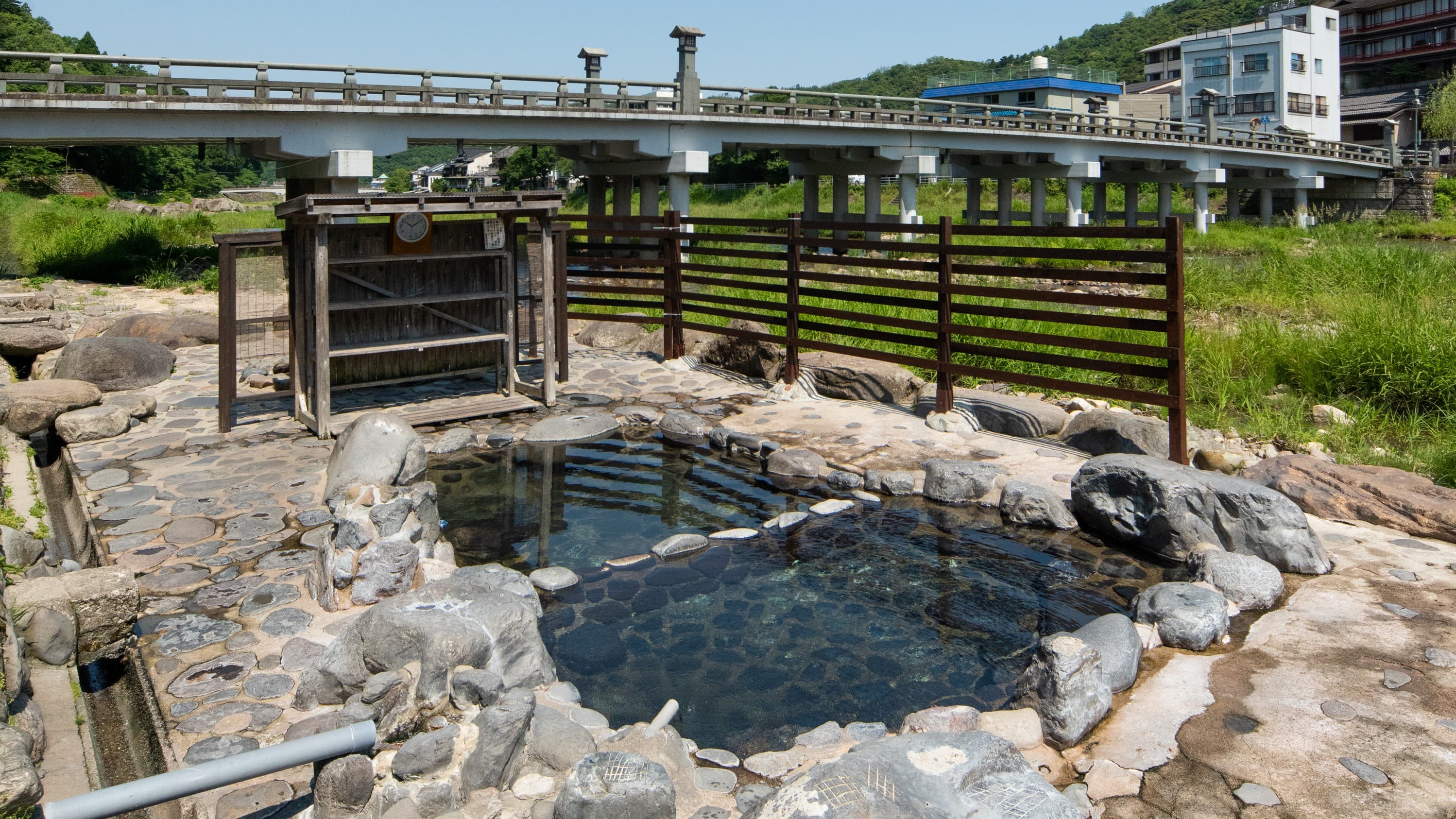 Misasa Onsen specialty "Kawahara bath"