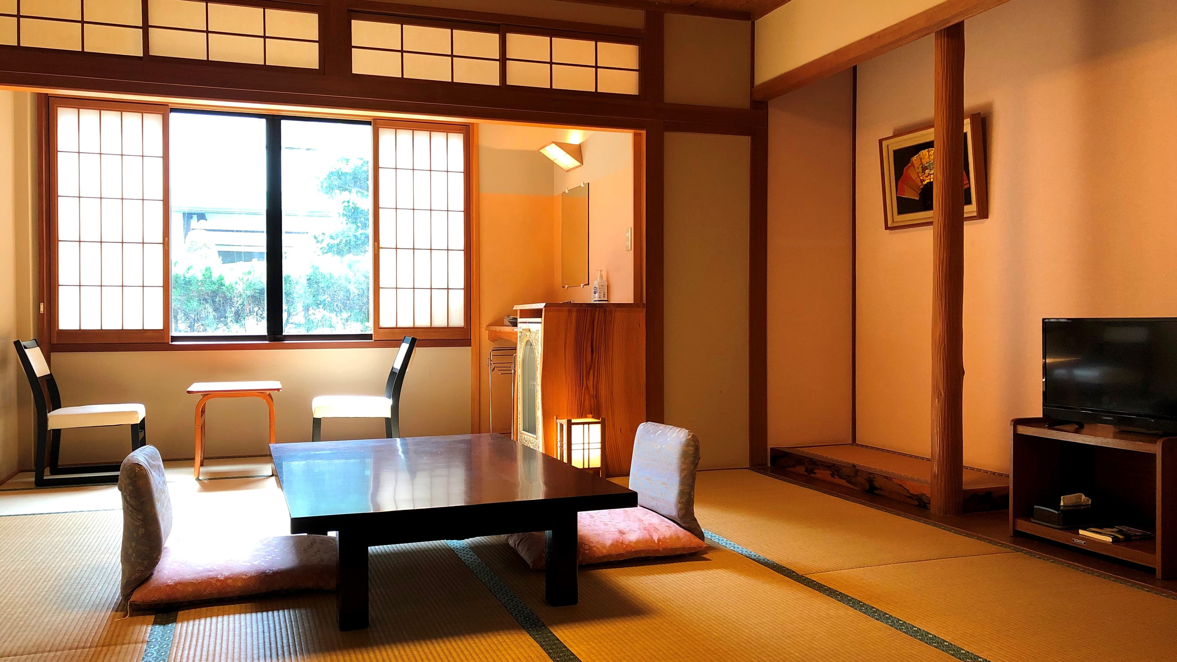 Old building guest room 8 tatami