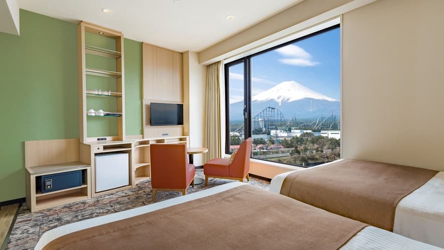 Comfort Twin Room with View