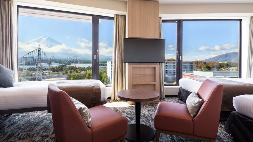 Family Triple Room with View