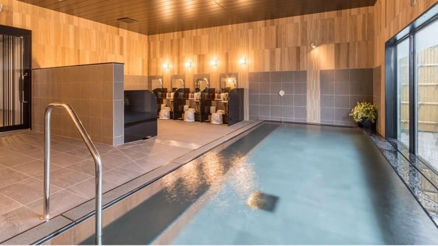 Radium artificial hot-spring bath