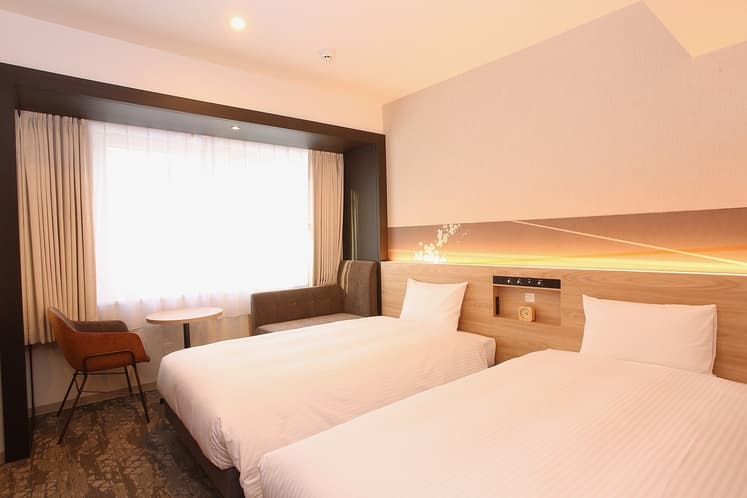 Twin room 
