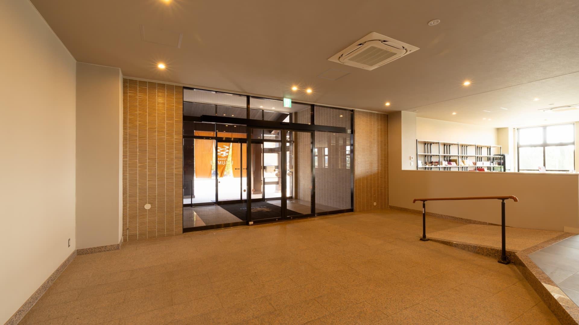 [Entrance] We welcome you with hospitality rooted in the people, culture, and history of the land.