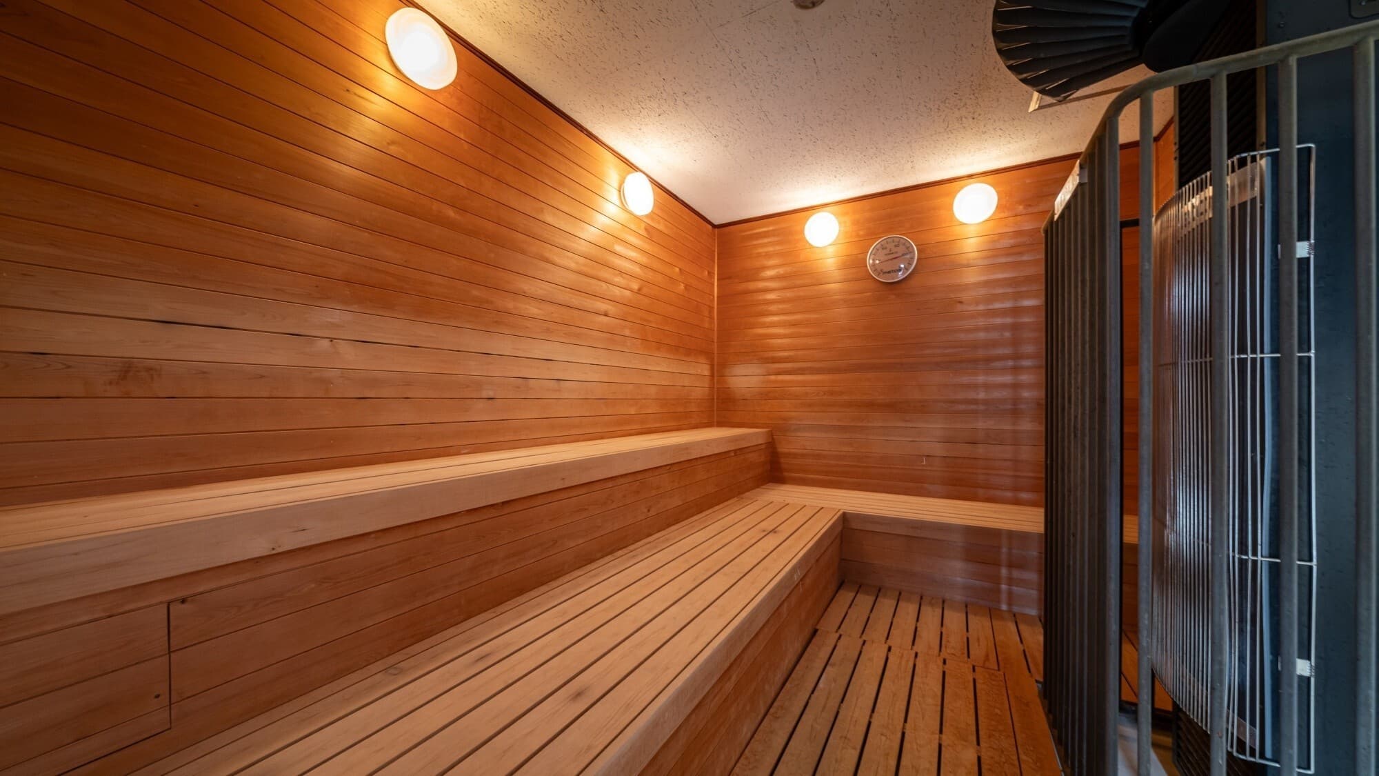[Low temperature sauna] Relax and soothe your travel fatigue.