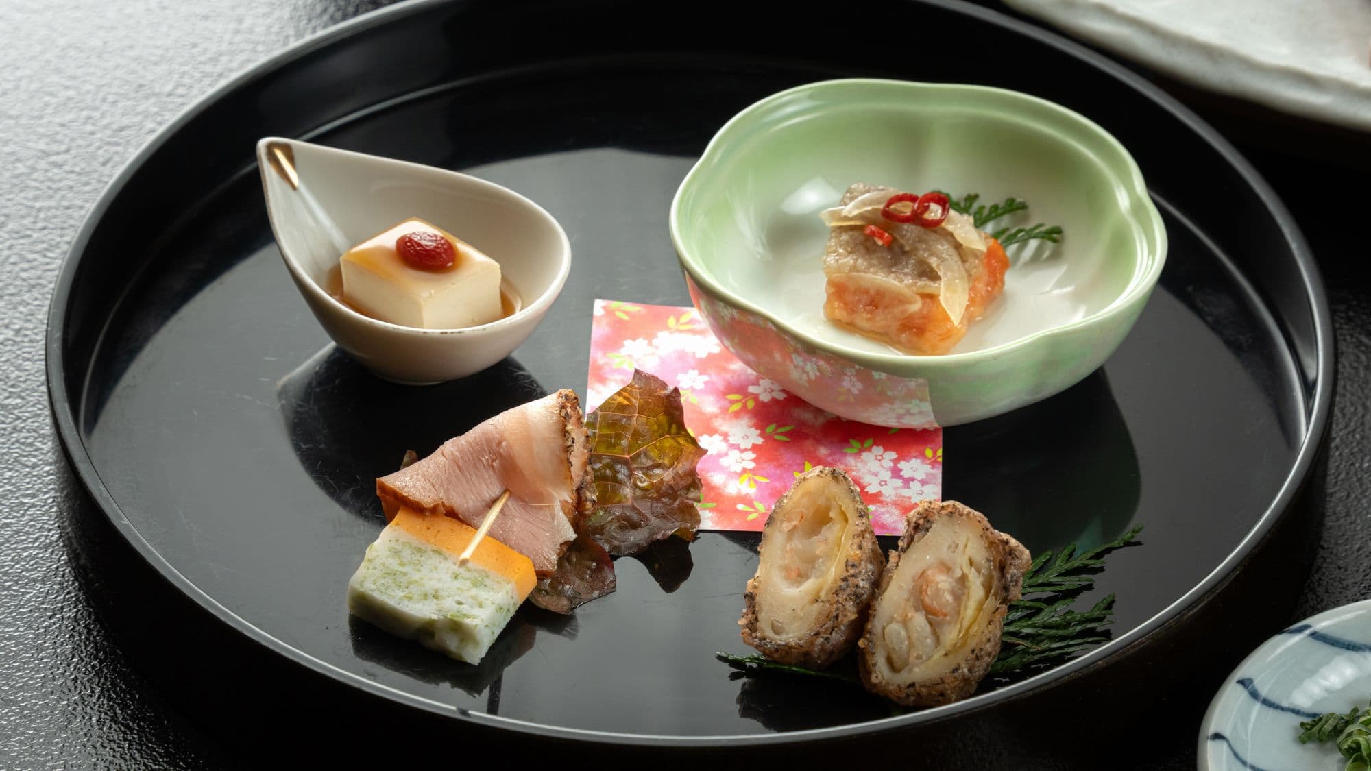 [Dinner] Appetizers. May change depending on the season.