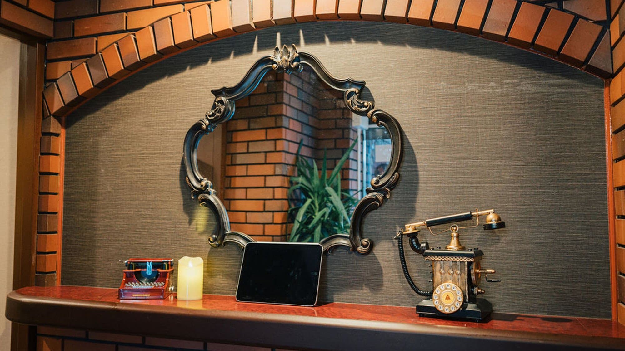 Unmanned front desk