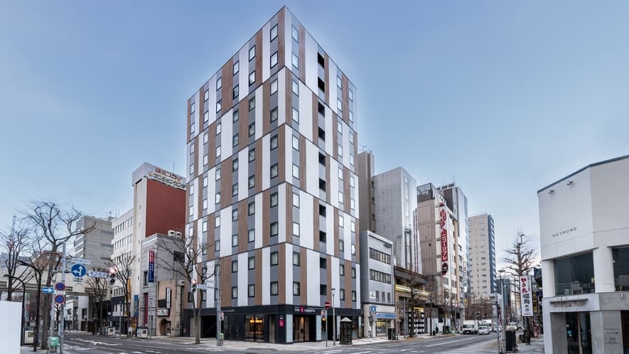 The b Sapporo