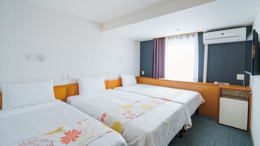 Triple Room
