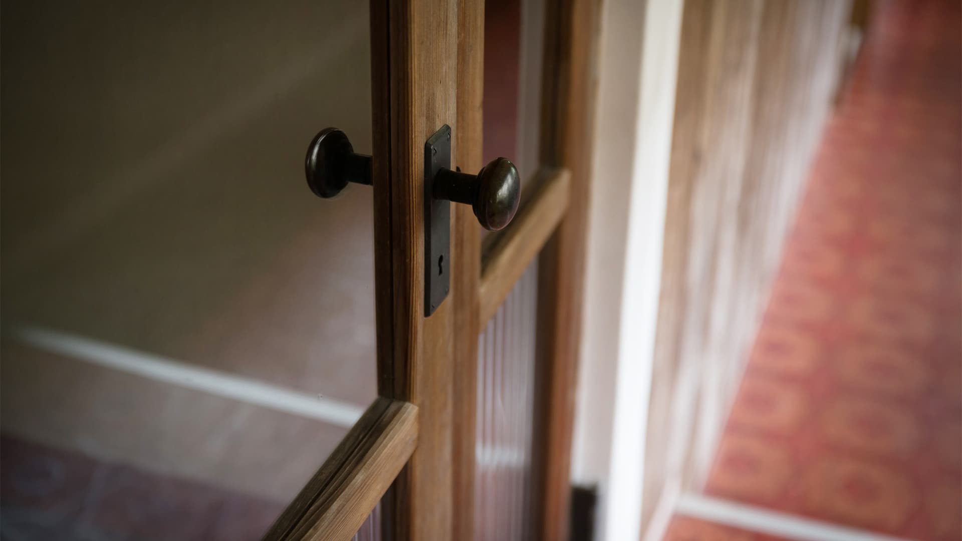 ・ Simple and quaint door
