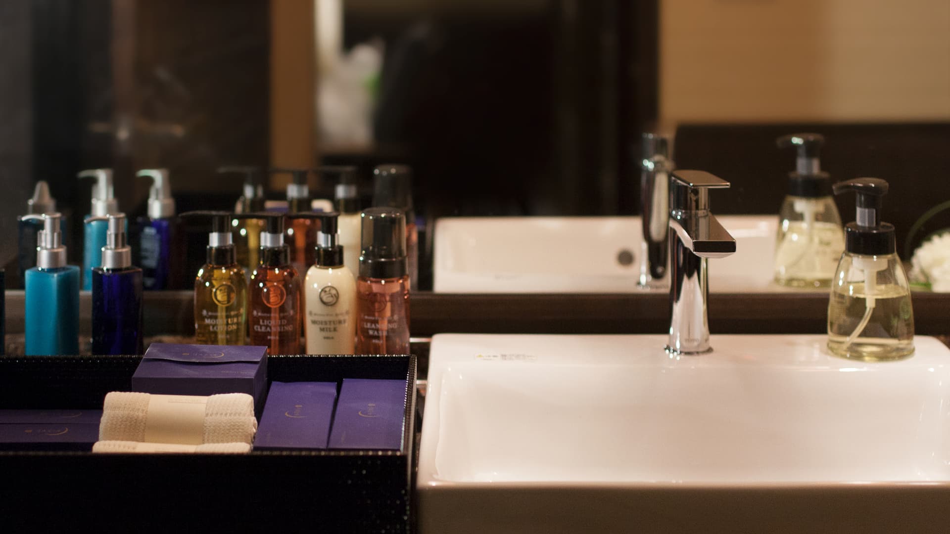washroom in room