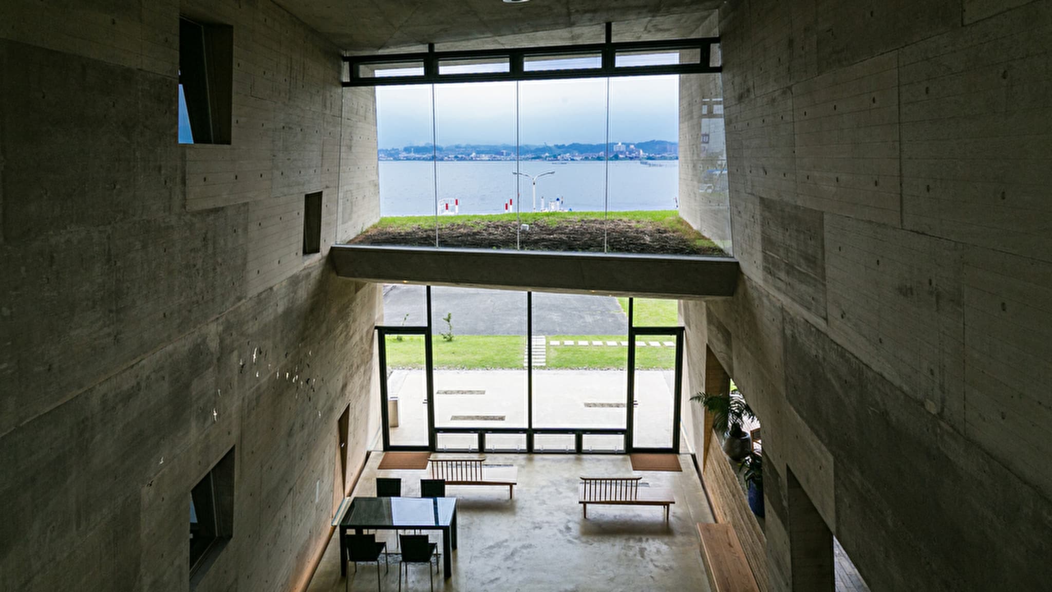 Interior - Lobby
