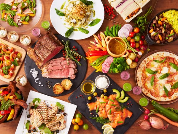 We offer a wide variety of buffet dishes (closed on Tuesdays)