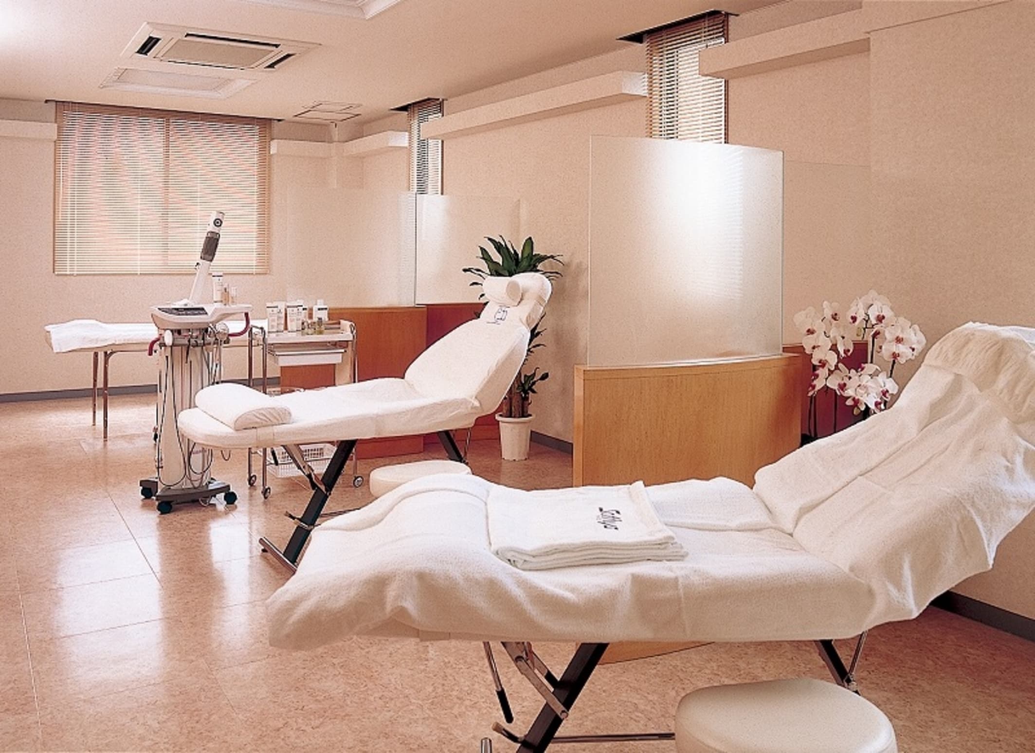 Salon & Spa