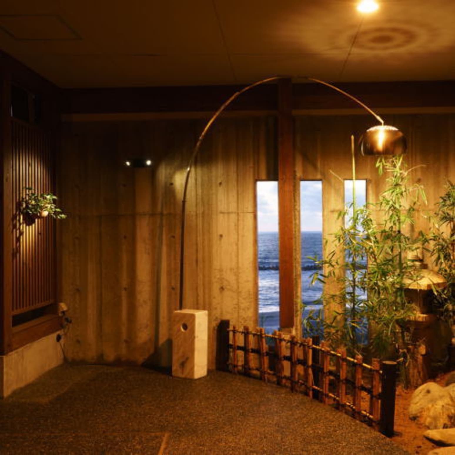 Interior - Lobby
