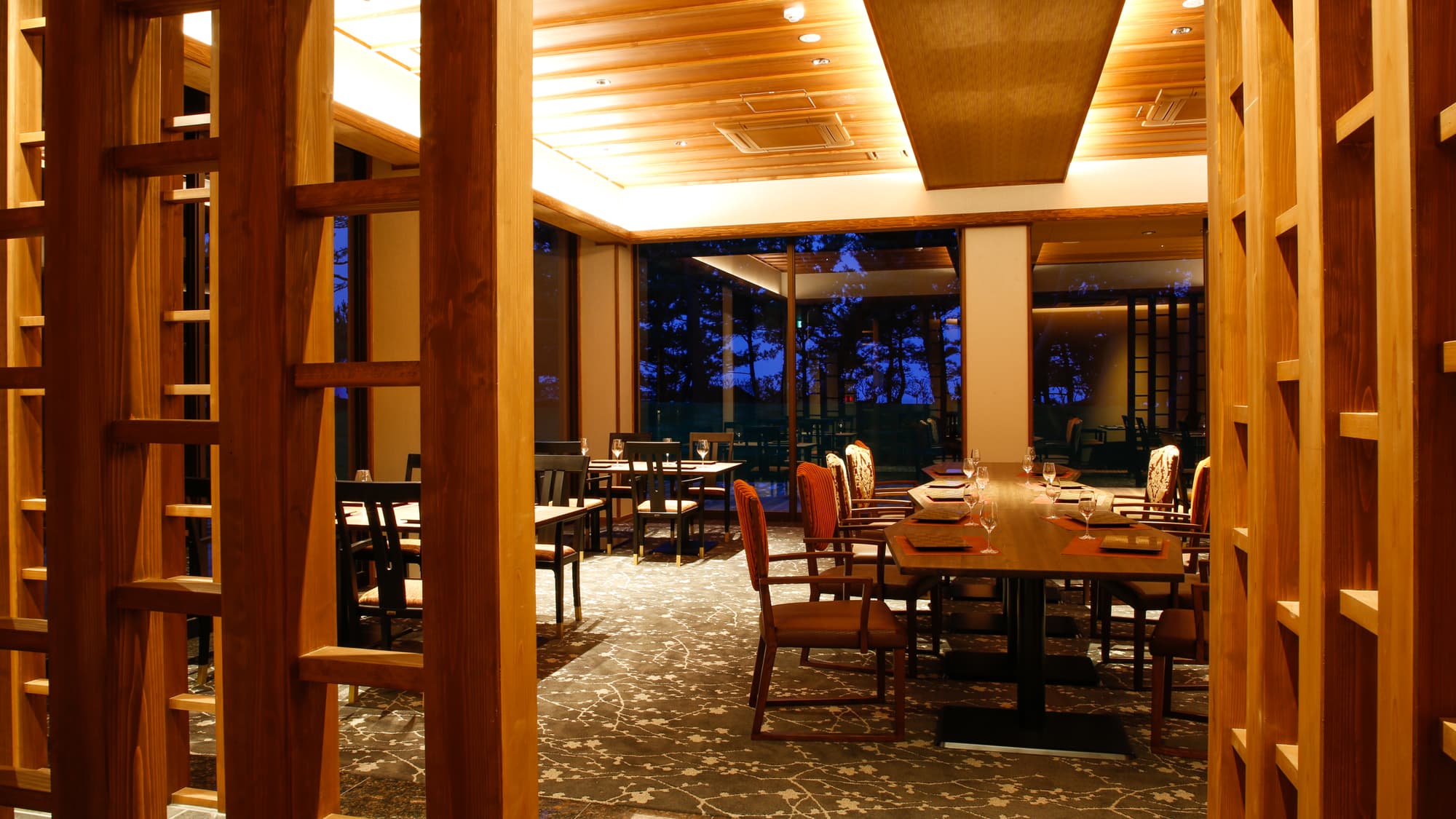 Restaurant "AWAMI"