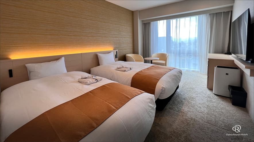 Twin room 