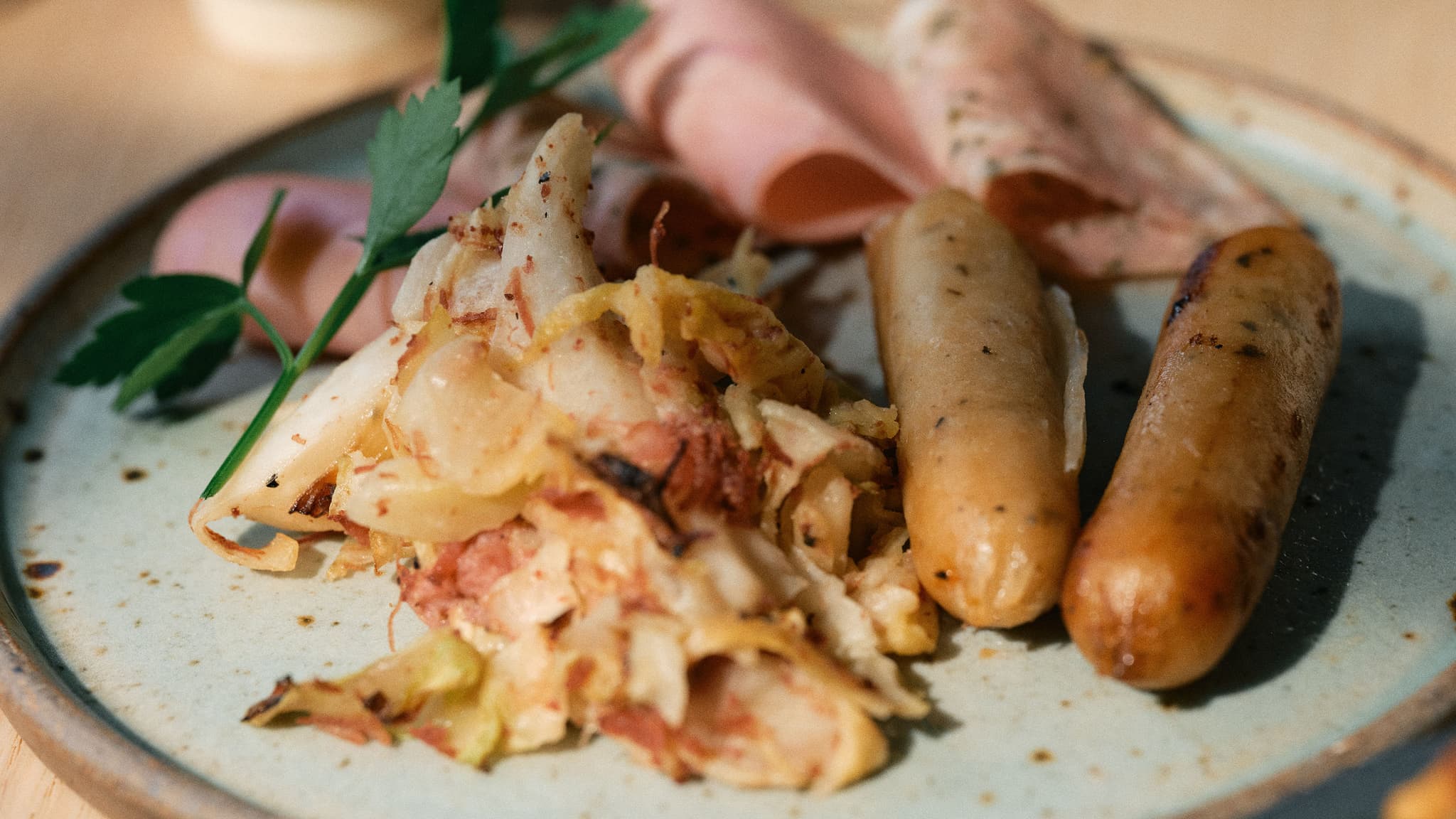Breakfast Buffet | The bounty of Hokkaido, overflowing with delicious flavor. Hokkaido sausages (coarsely ground & herb).