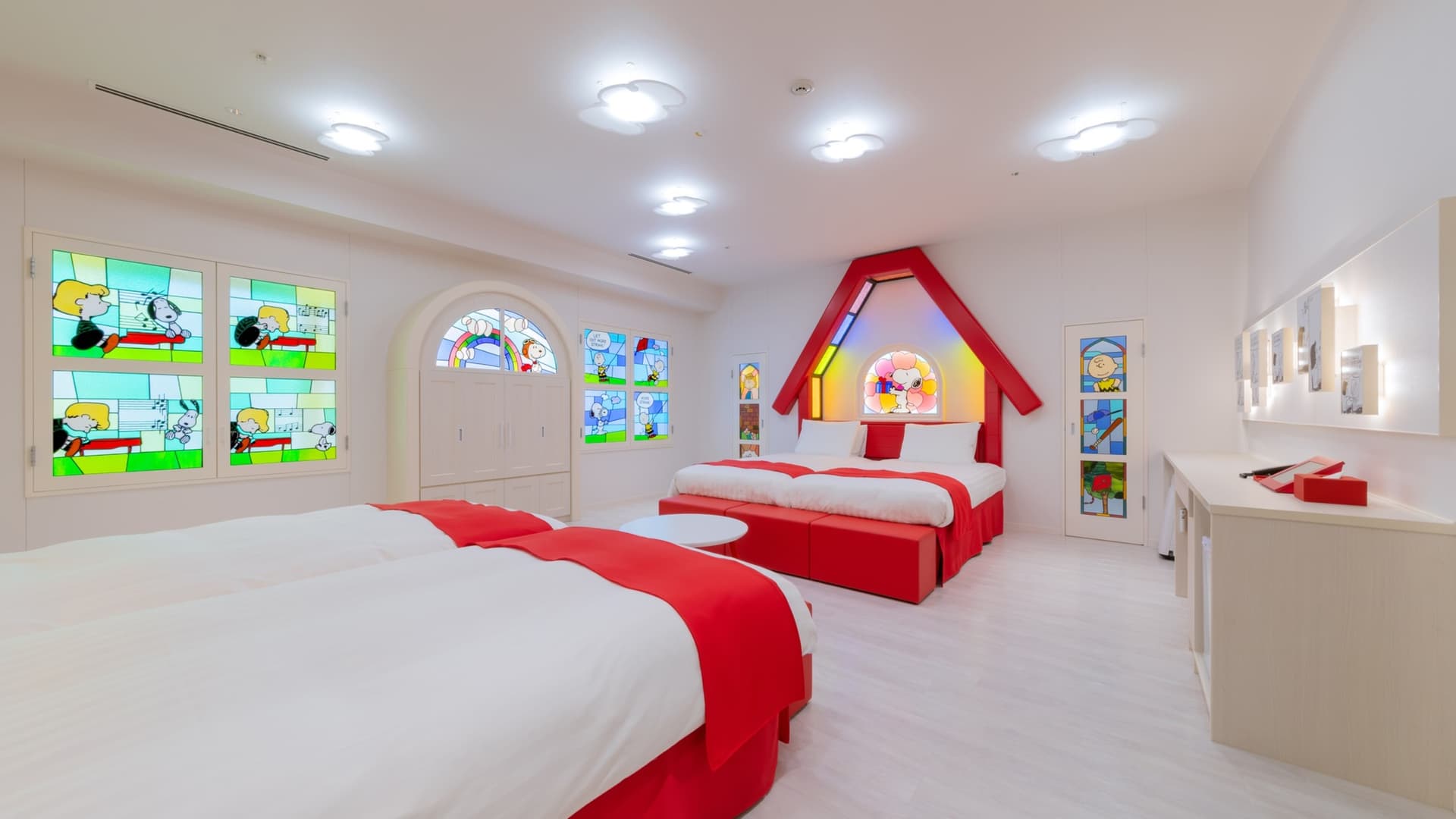 Snoopy House Room