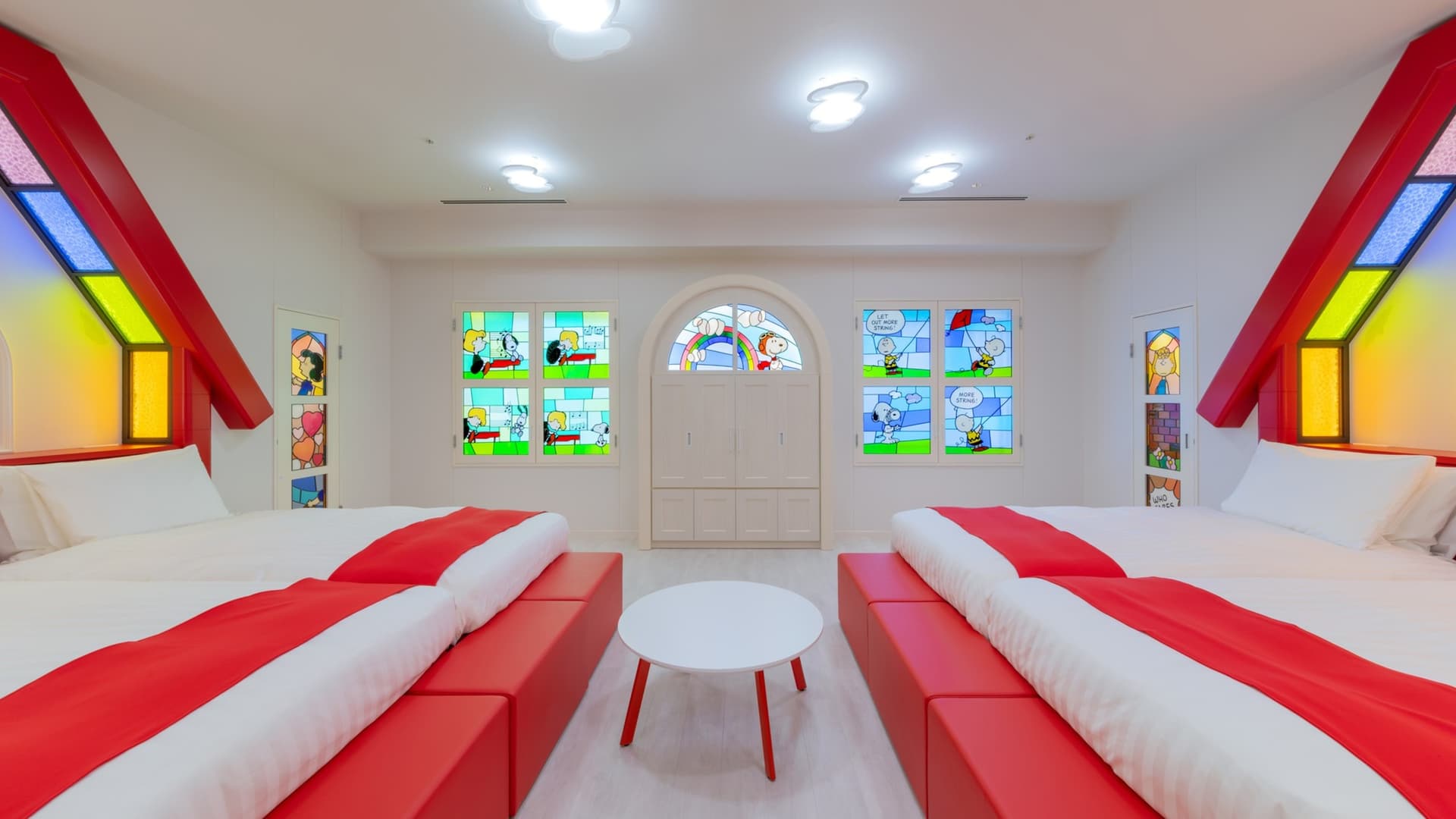 Snoopy House Room