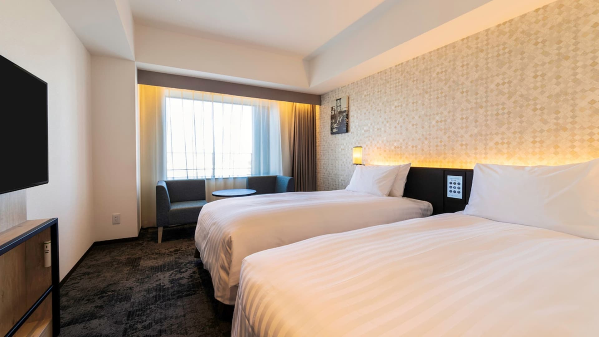 Standard twin room