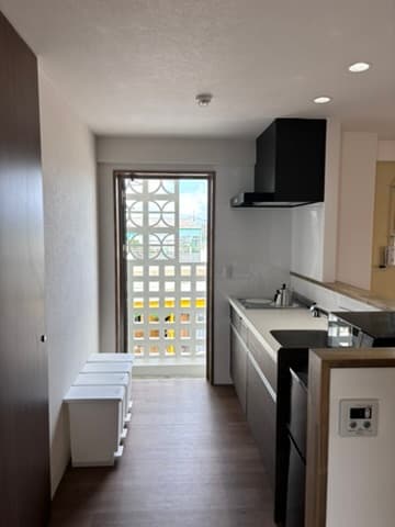 Yuna Kitchen