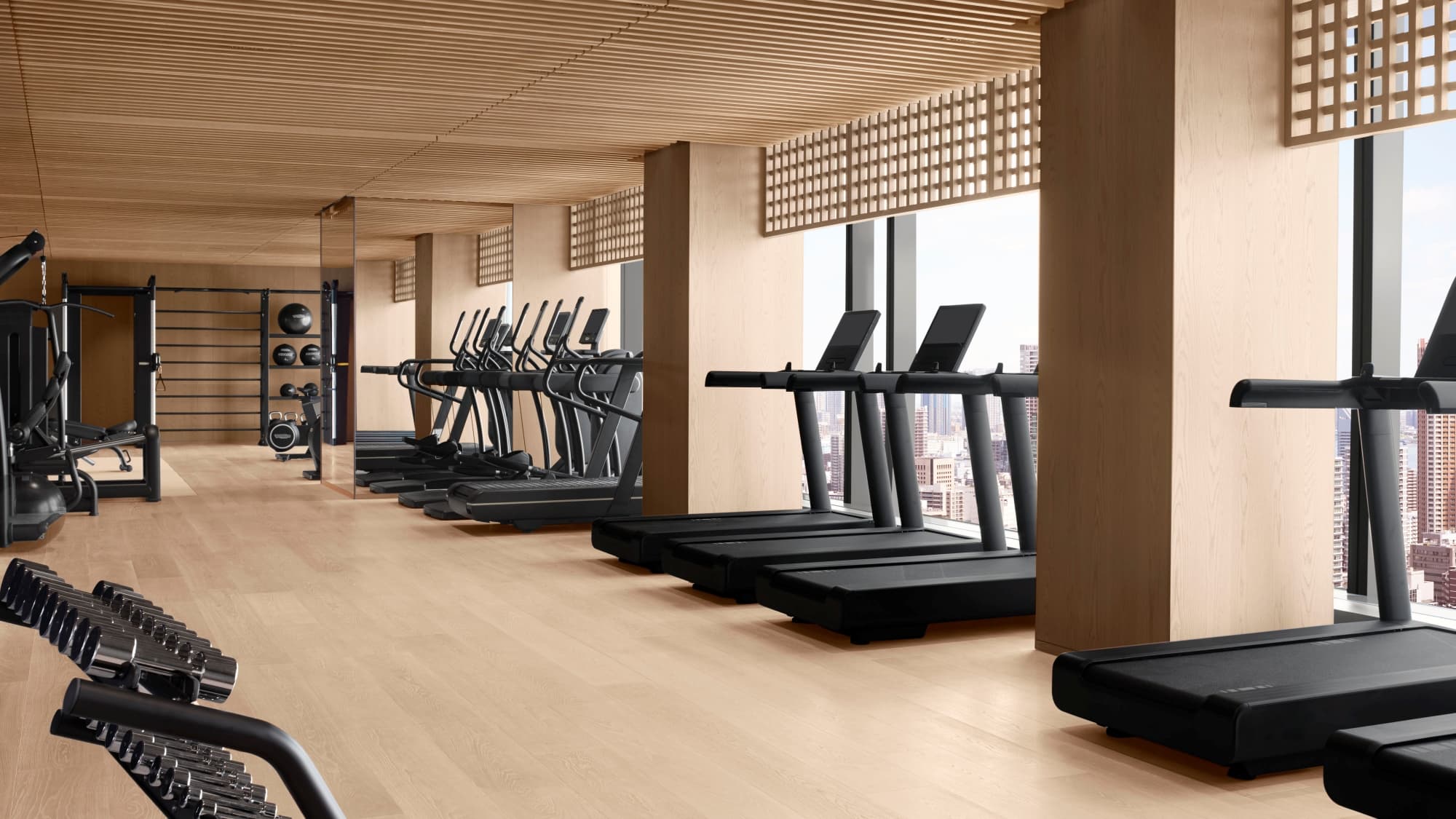 [Fitness Center] Equipped with various training machines and a multi-purpose studio for yoga, stretching, and other activities to improve your mind and body.