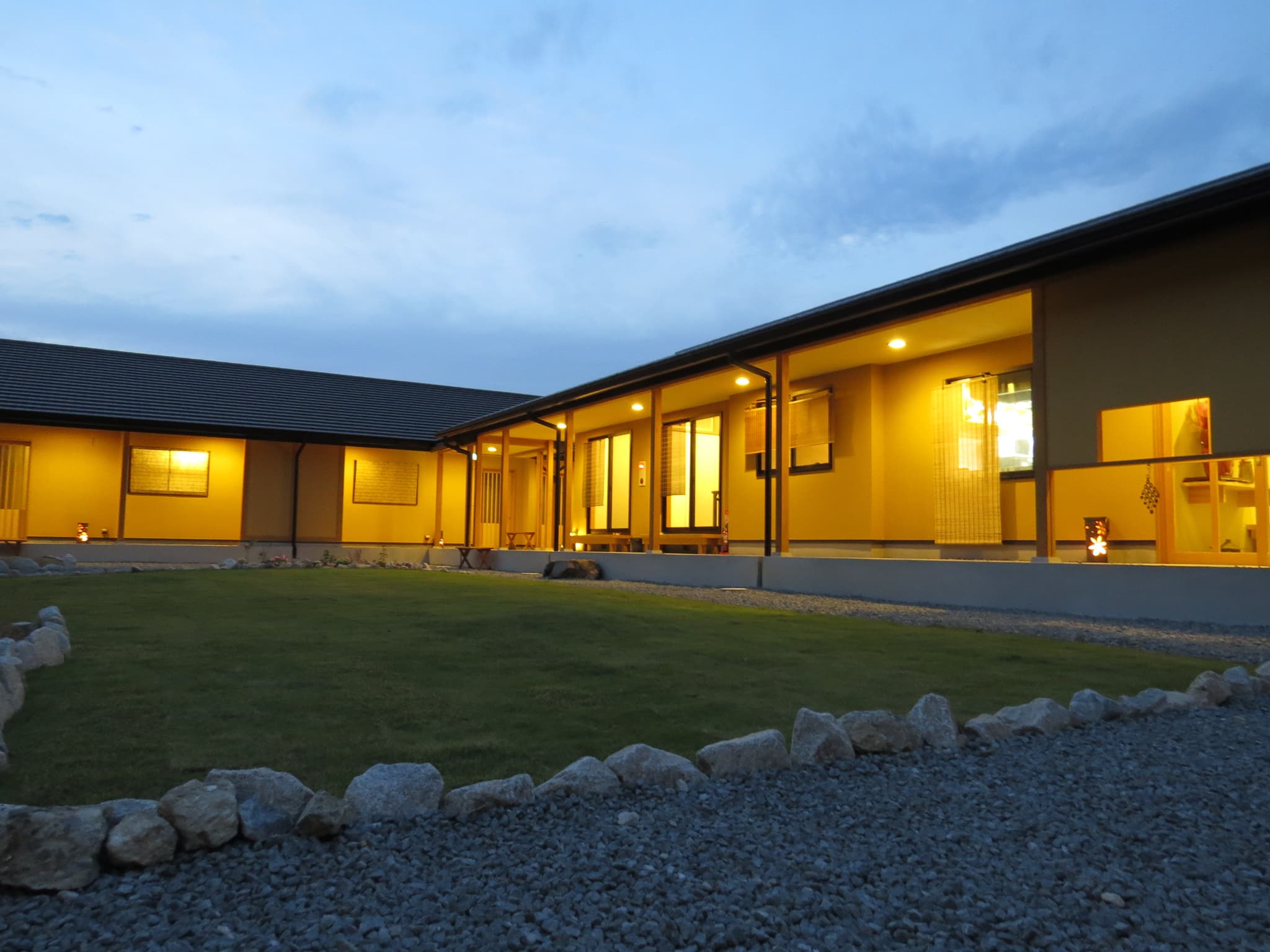 Accommodation building [Evening]