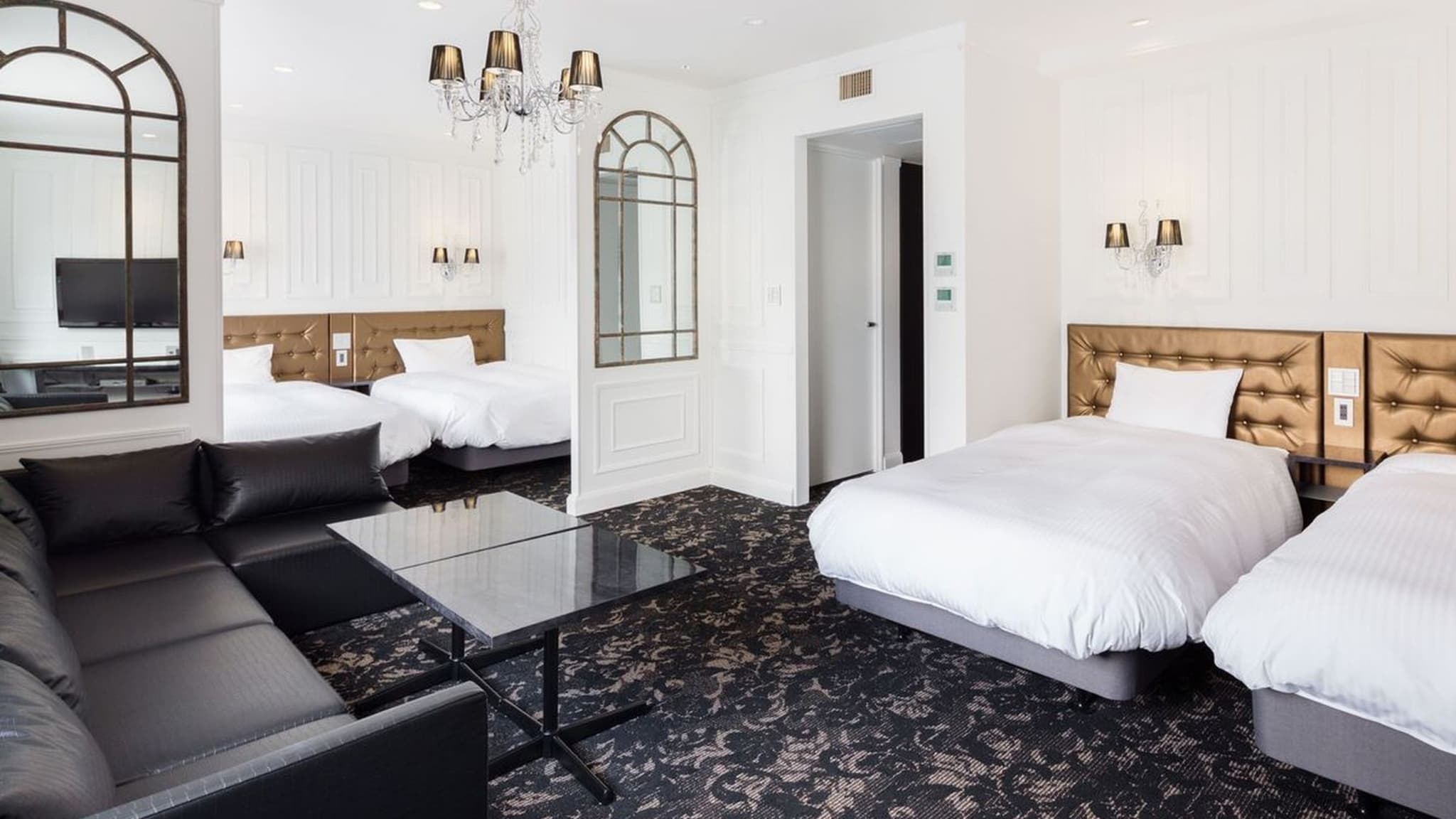 Suite room