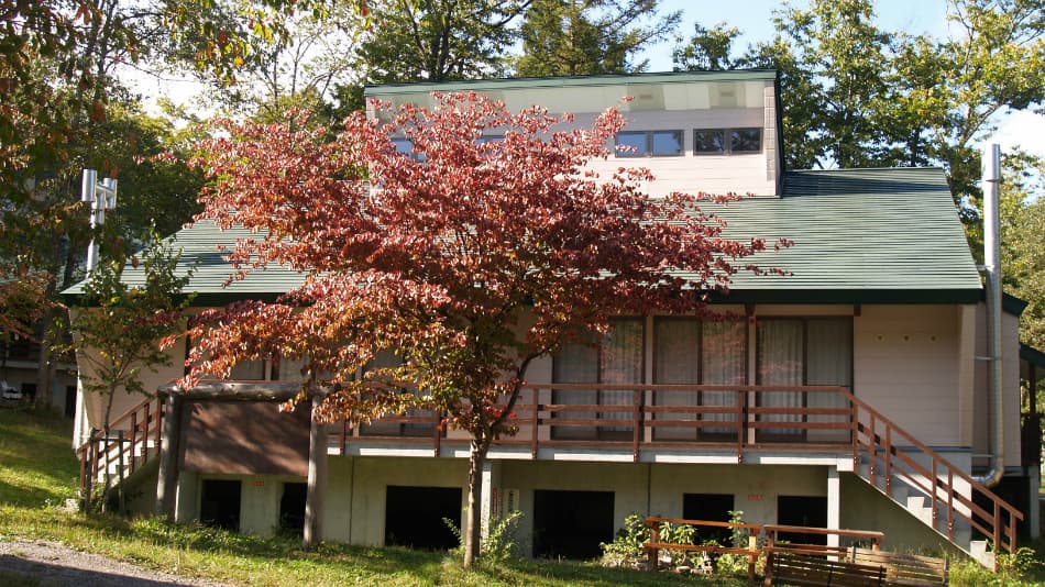 Accommodation Lodge (Type B/C) Spring