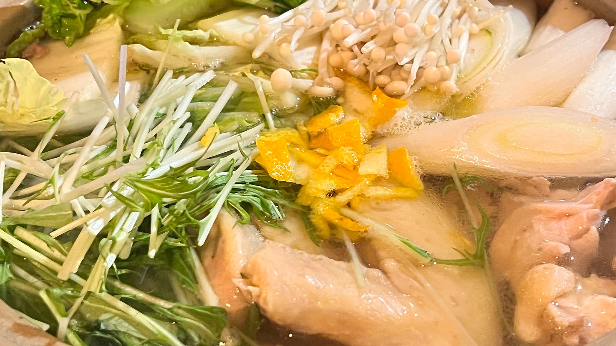 ・Please prepare your own vegetables and rice for the final dish.