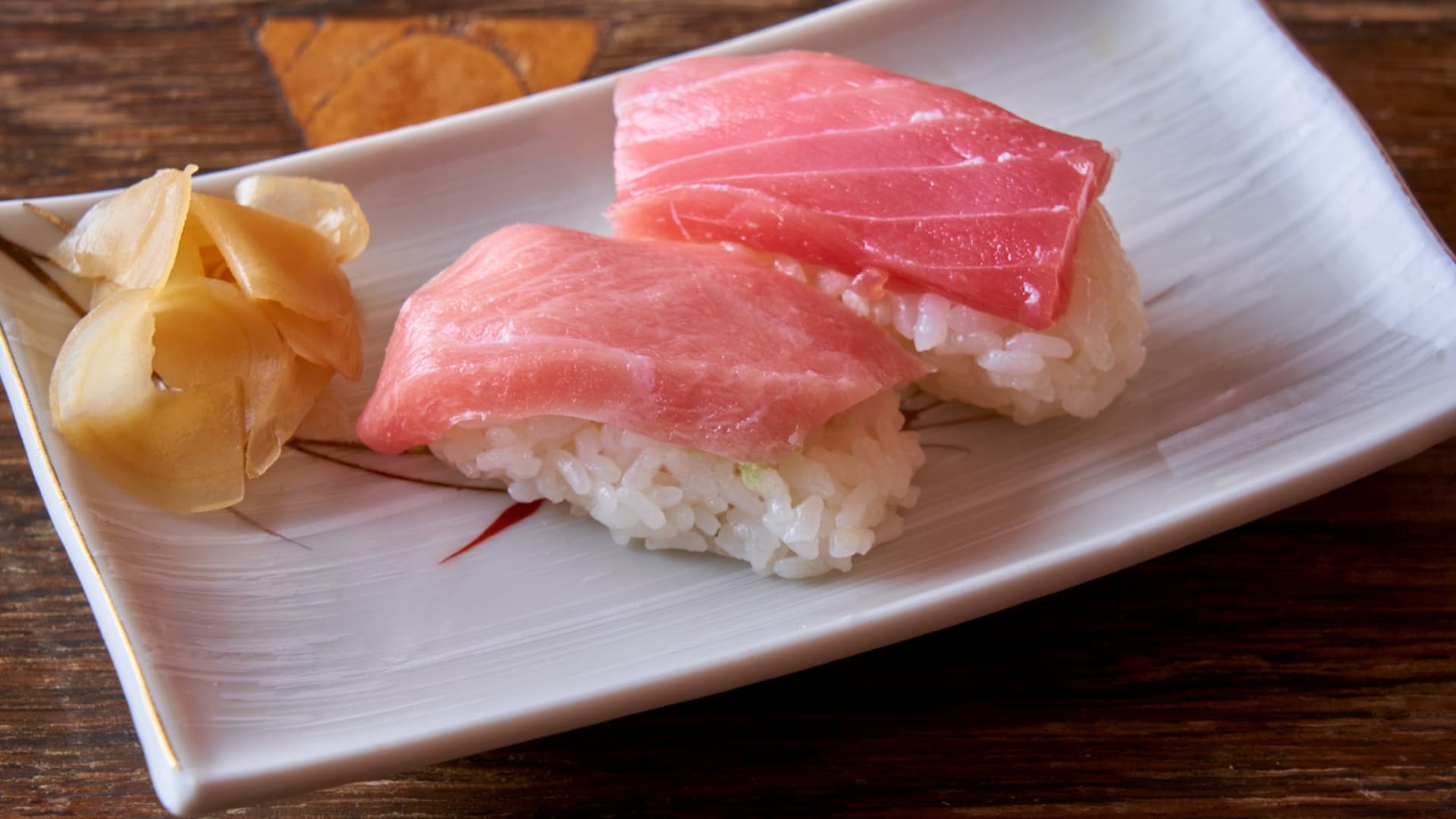 Excellent tuna nigiri