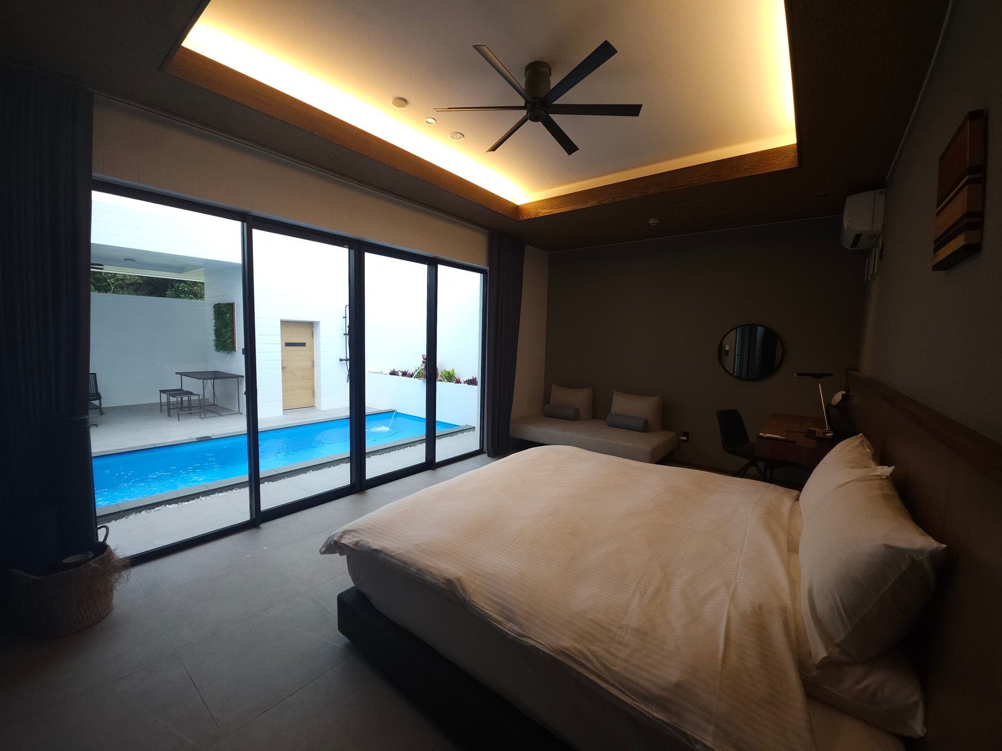 POOL VILLA SUITE Bedroom