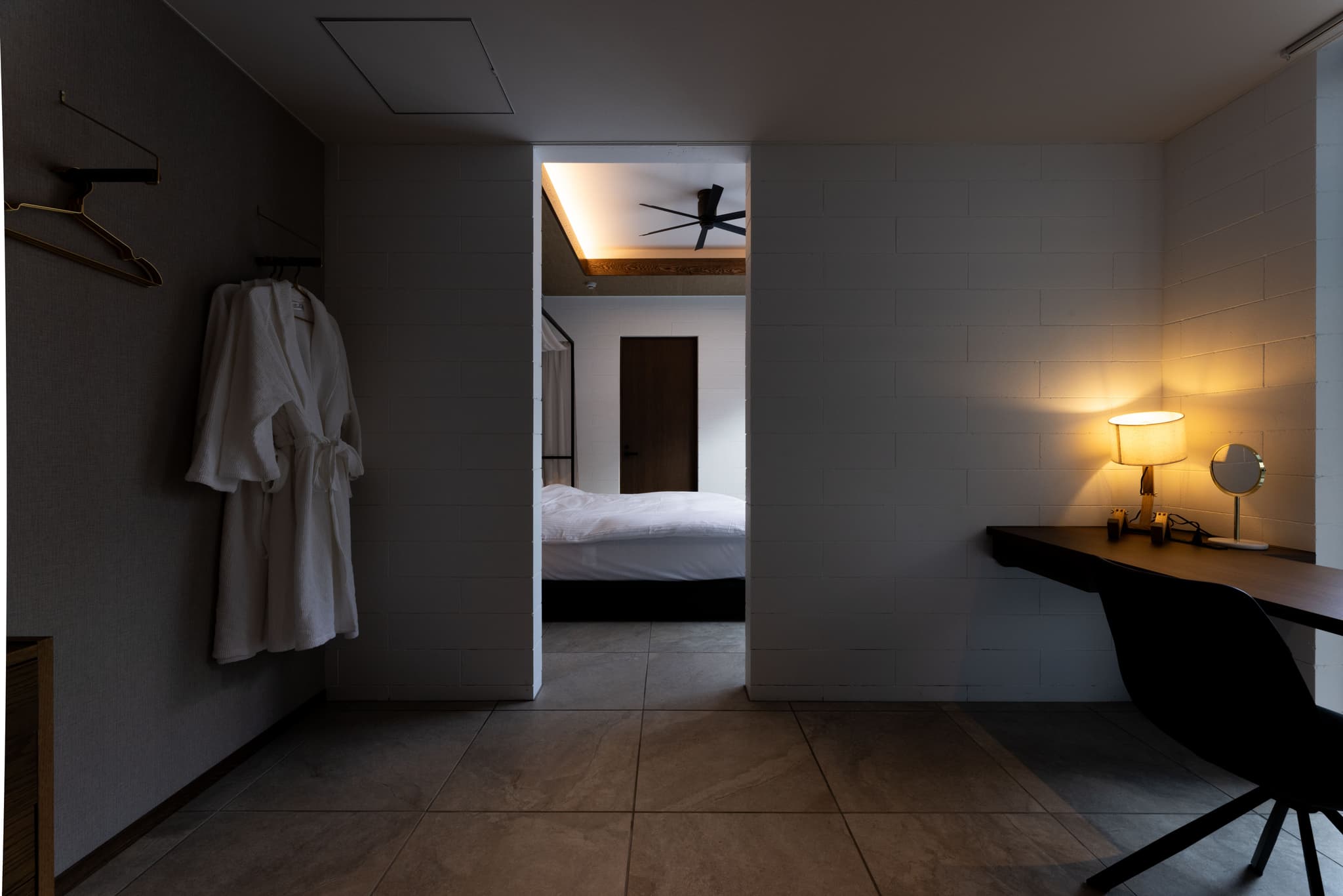 QUEEN'S VILLA SUITE (Study)
