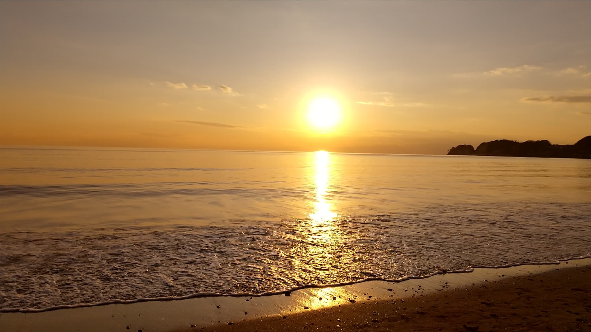 Sunset at Zaimokuza Beach