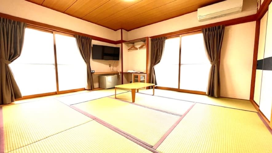 Main building Japanese room 8 tatami mats