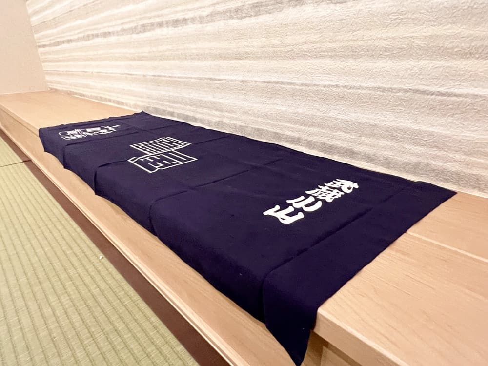 [Non-smoking] Deluxe Japanese-Western Twin Room (44 square meters)