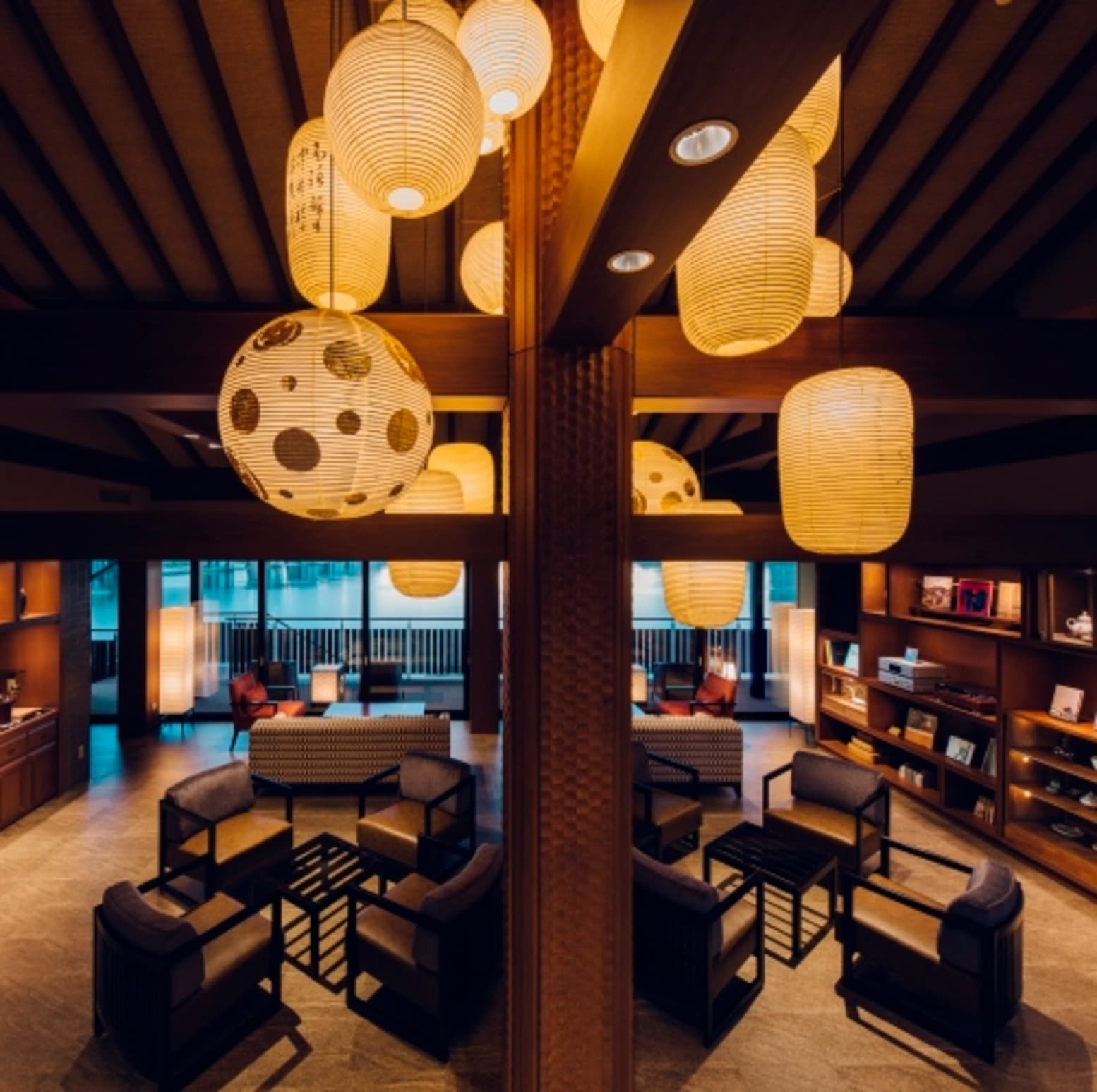Interior - Lobby
