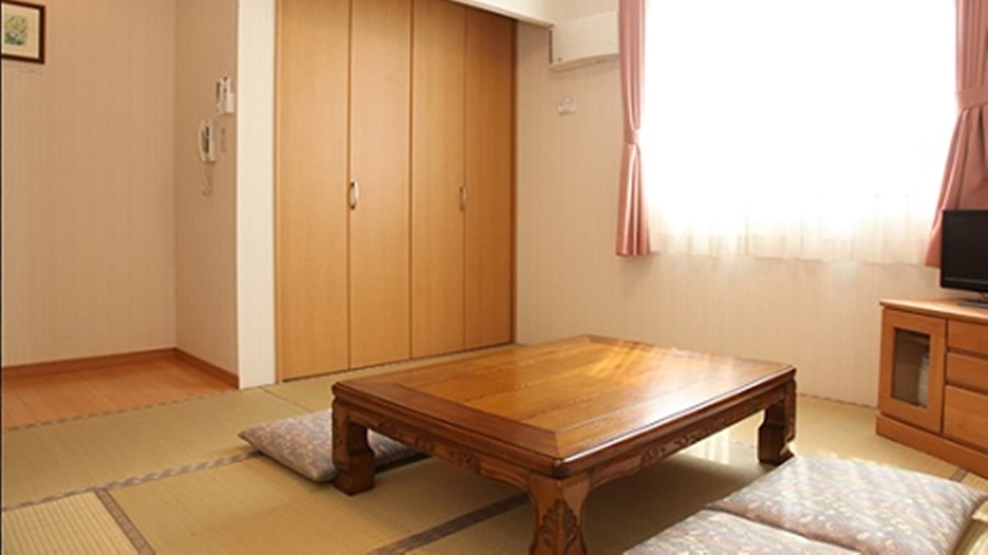 *Room: Japanese-style room