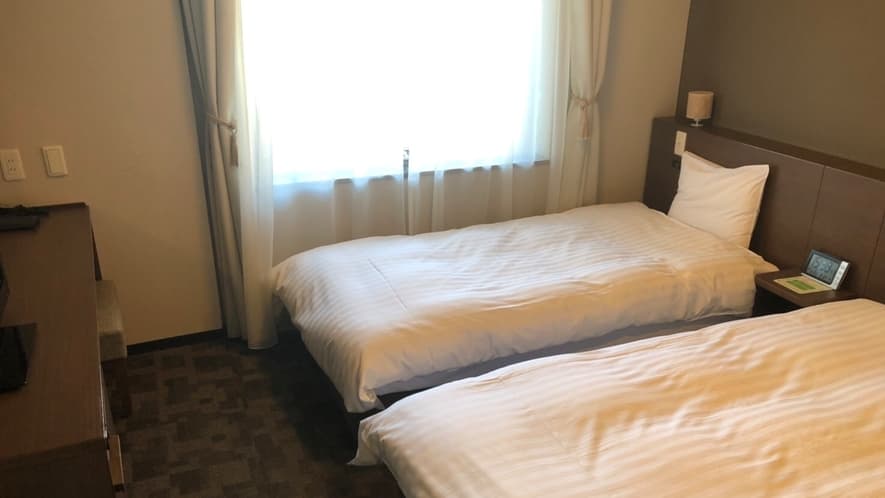 Twin room 