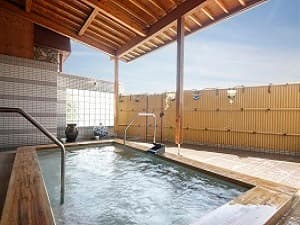 Open-air bath