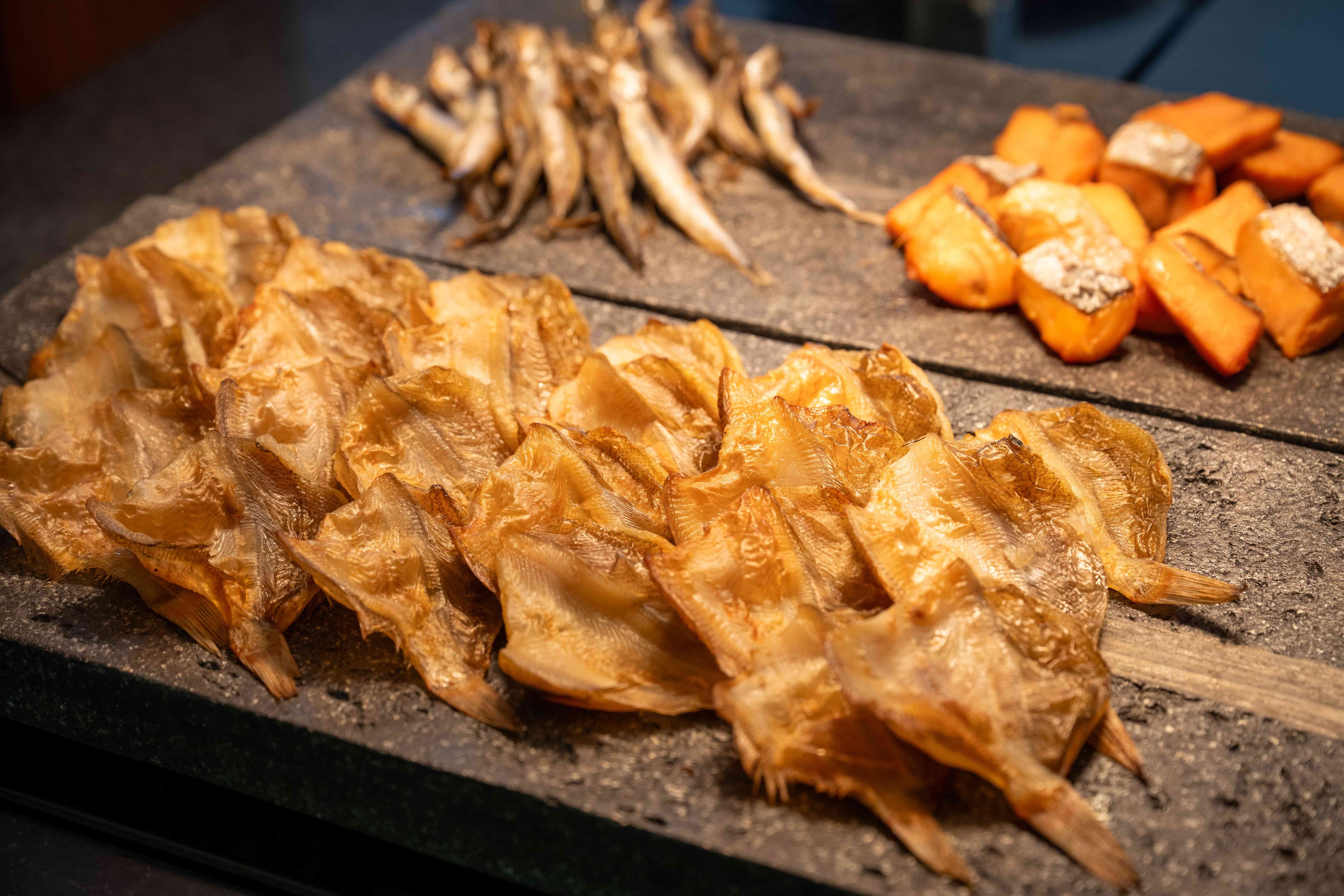Dinner buffet serving example