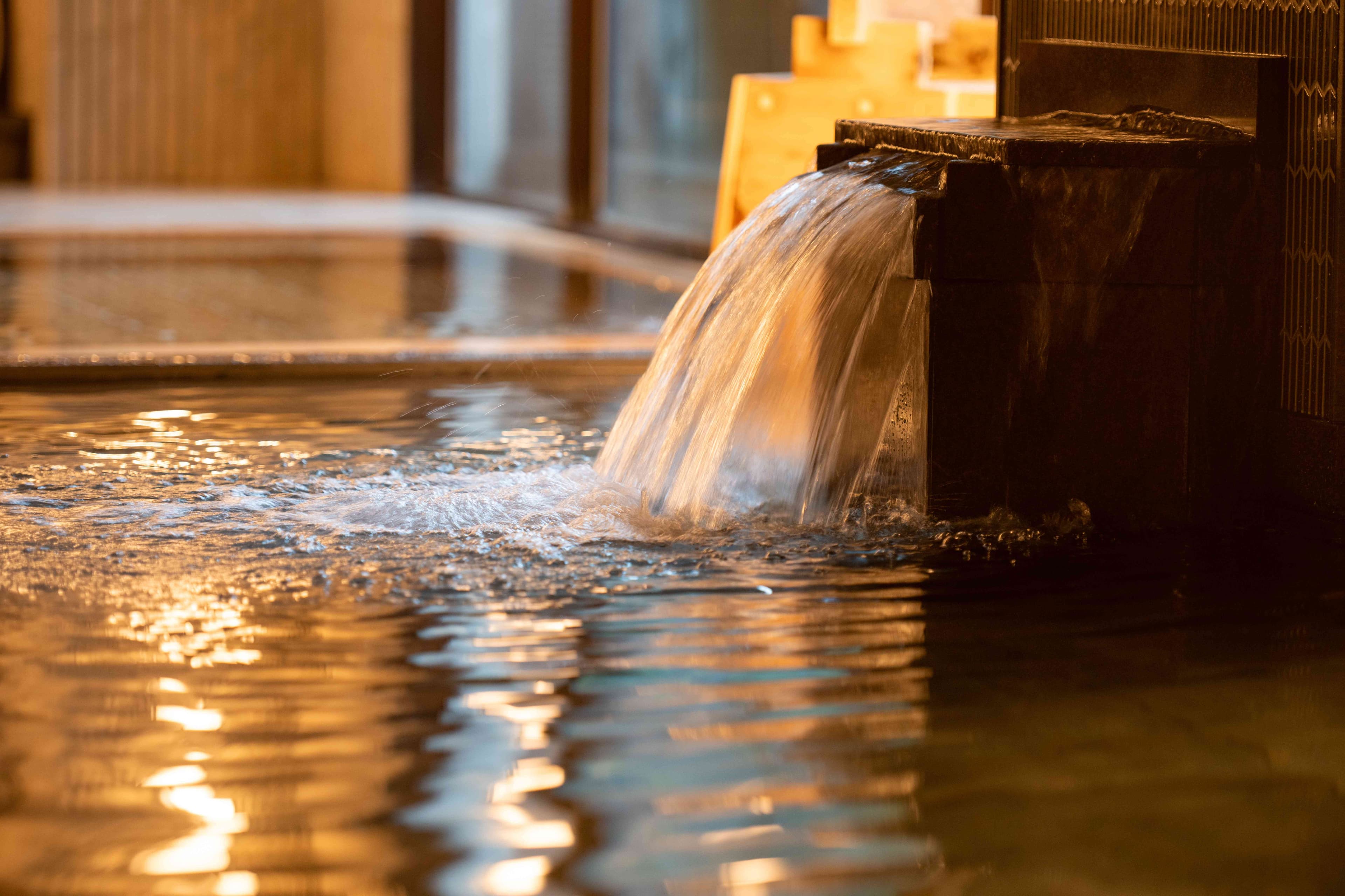 Large public bath image